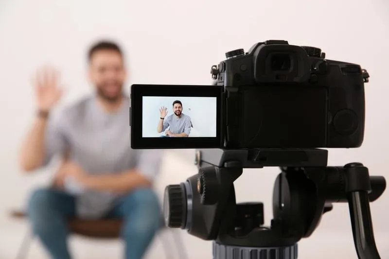 Jak dobrze wybrać aparat do nagrywania na YouTube, aby uniknąć rozczarowań?